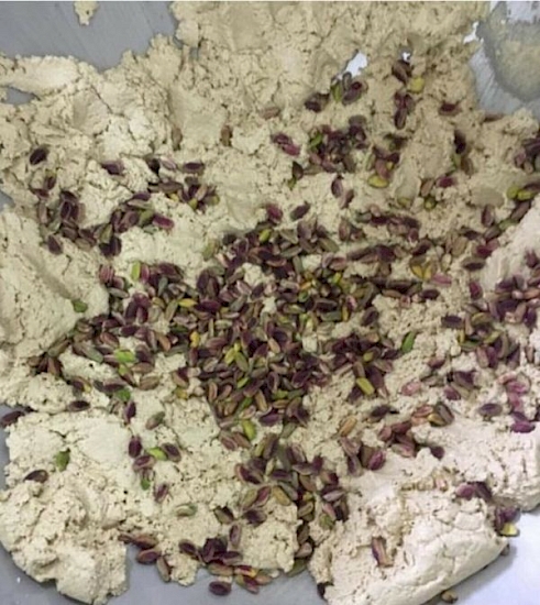 Ahmetbey Helvası & Lokumu