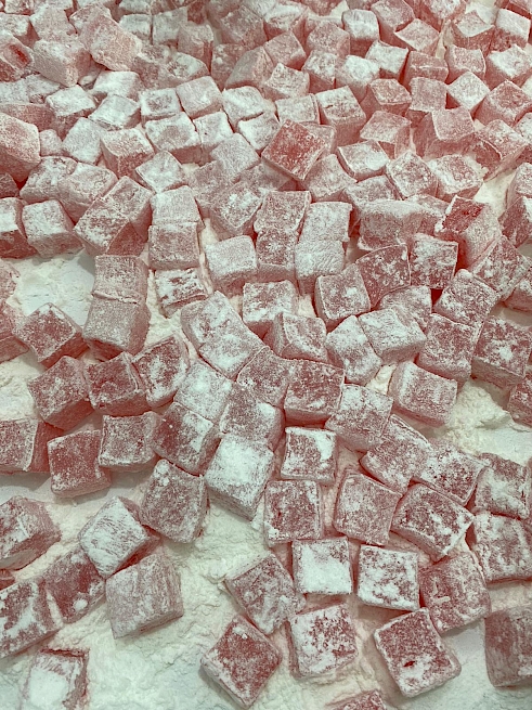 Ahmetbey Helvası & Lokumu